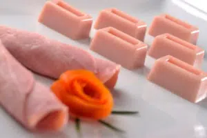 Jambon en texture adaptée au manger-main